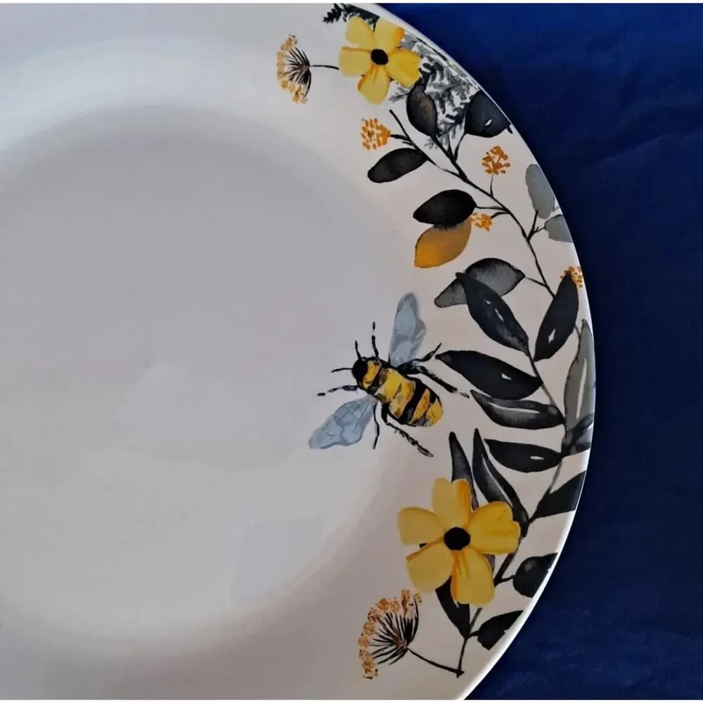 4 + Set Royal Norfolk Ceramic Bee Dinner Plates Floral Yellow White Spring 10.5